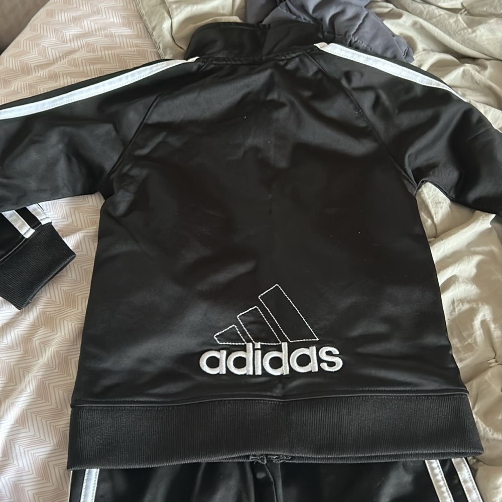 Black & White Adidas Track Suit - 3T - Picture 5 of 5